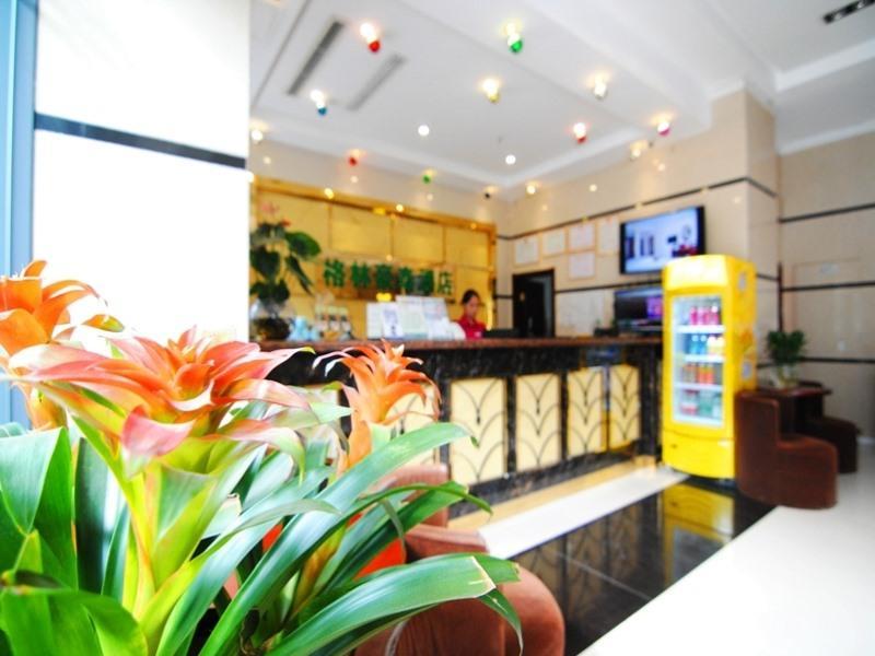 Greentree Inn Chongqing North Railway Station Express Hotel Екстериор снимка