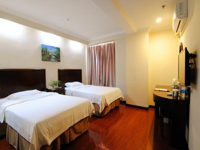 Greentree Inn Chongqing North Railway Station Express Hotel Екстериор снимка