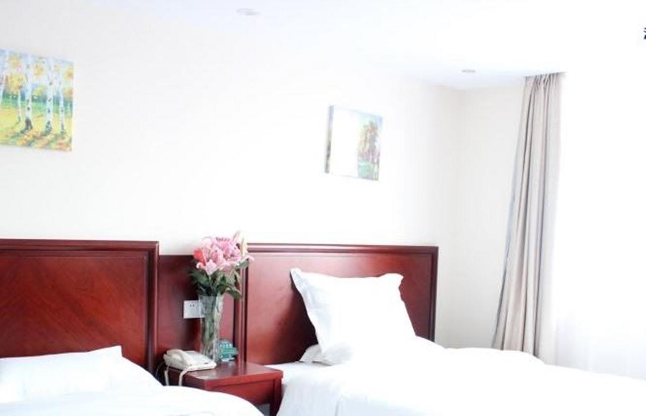 Greentree Inn Chongqing North Railway Station Express Hotel Екстериор снимка